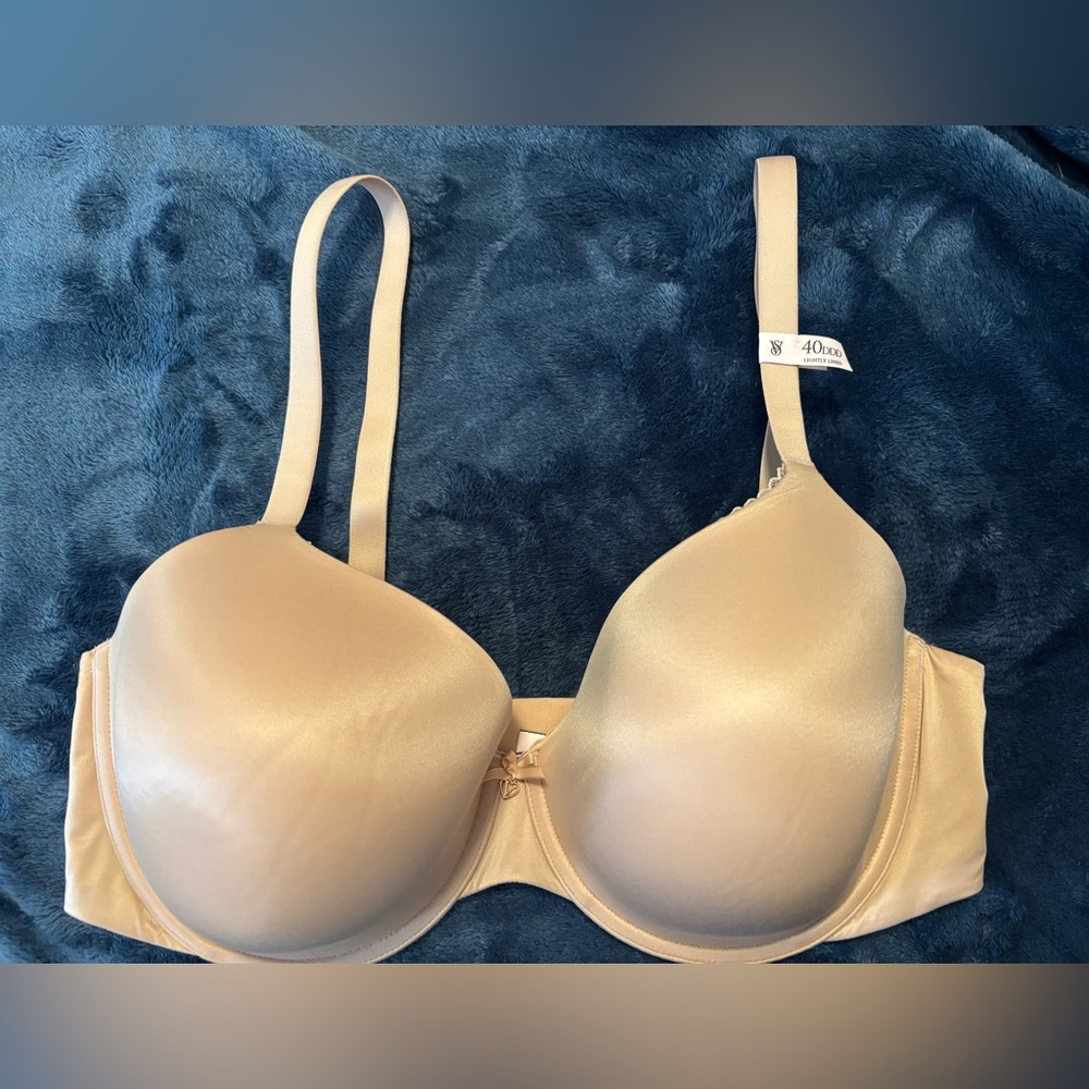 Victorias Secret Bra 40DDD NWT